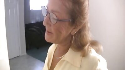 טבח בוגר קצת סקסלצפיה שטויות במהלך סקס.