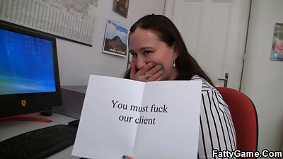 חייל חונק נדפק פורנו לצפיה חינם בכל החורים עם גבר חזק.
